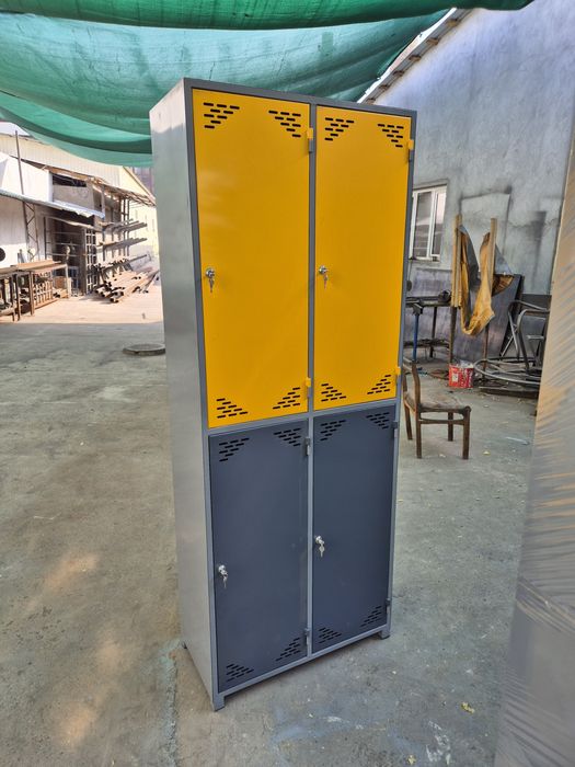 Шкаф раздевальный 4х секционный