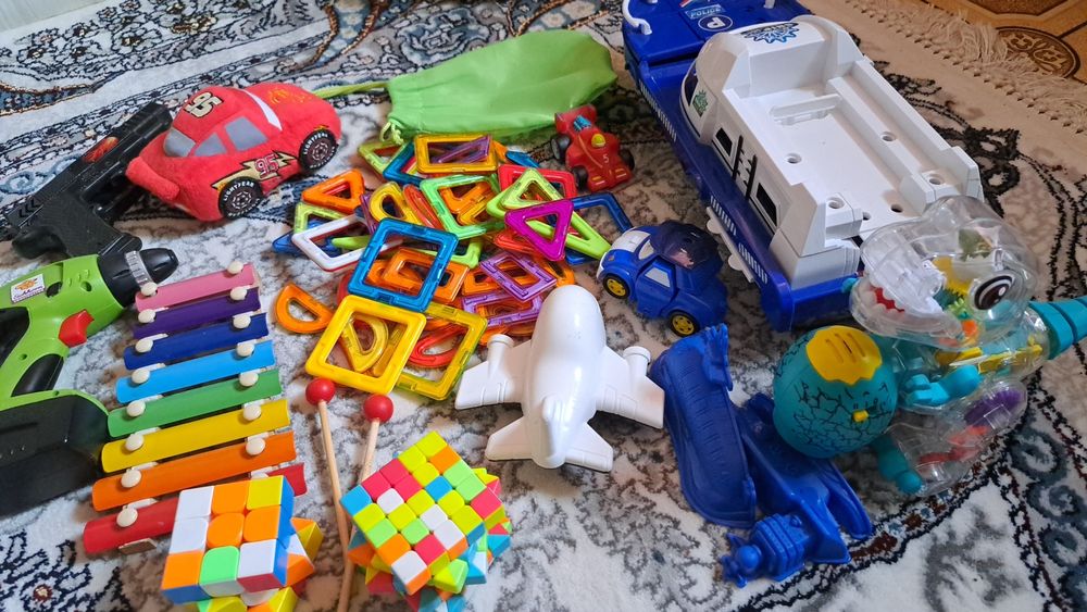 Развивающие игрушки