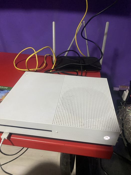 Xbox one s  de 780 gb