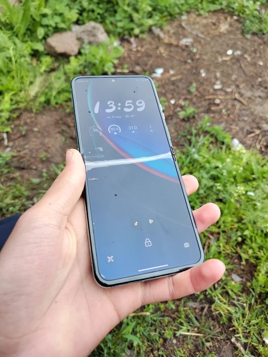 Motorola razr 40 ultra 12/256