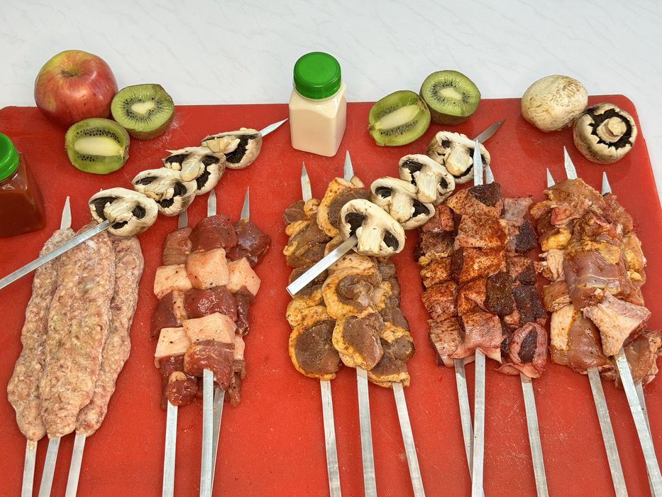 Шашлыки в сыром и жаренном в виде