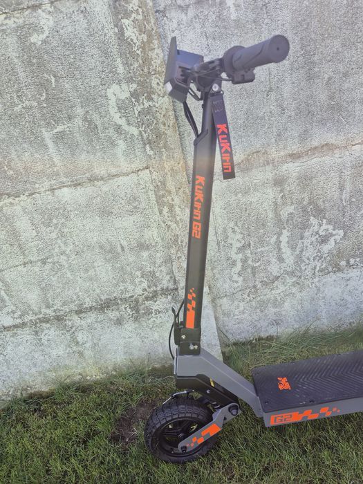 Trotineta electrica kukirin g2,aproape noua, cu garantie 3 ani