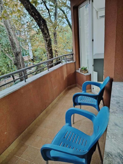 Дава се под наем Двустаен апартамент в Варна, Аспарухово - 68 кв.м за 510 € - Снимка #6