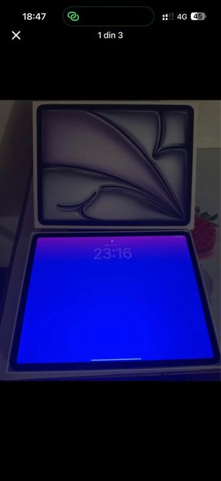 iPad 13 inch, 128 GB – baterie 94%, cutie originală