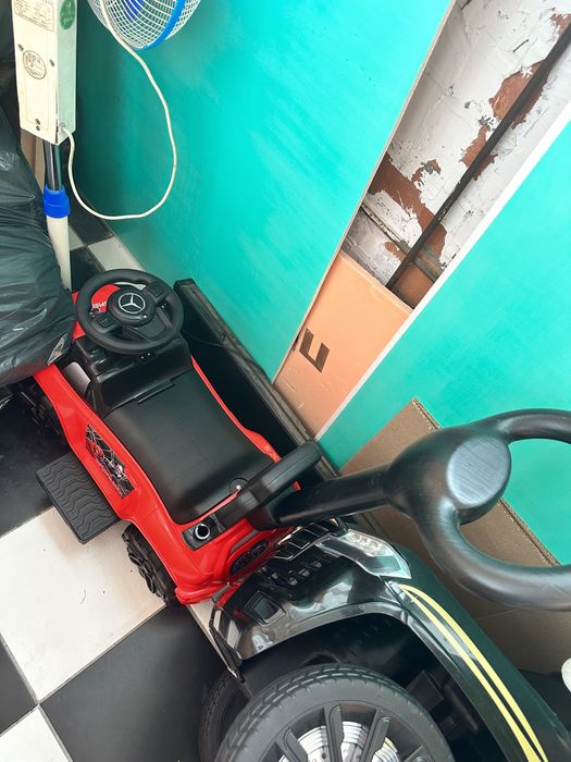 Продам машинку и качалку