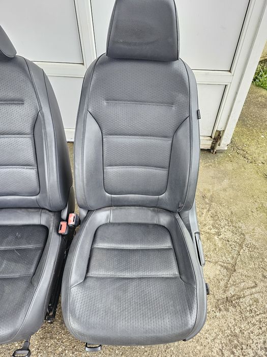 Tapiterie piele , scaune fata încălzite  , bancheta   vw Jetta 2013