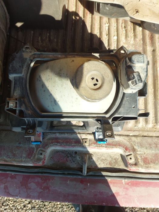 Продам фару т 4.