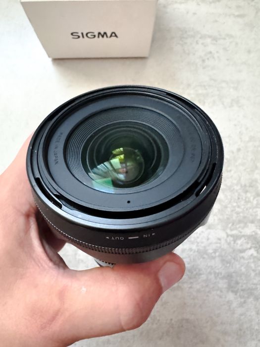 Объектив SIGMA 16mm F1.4 DC DN  Sony E-mount