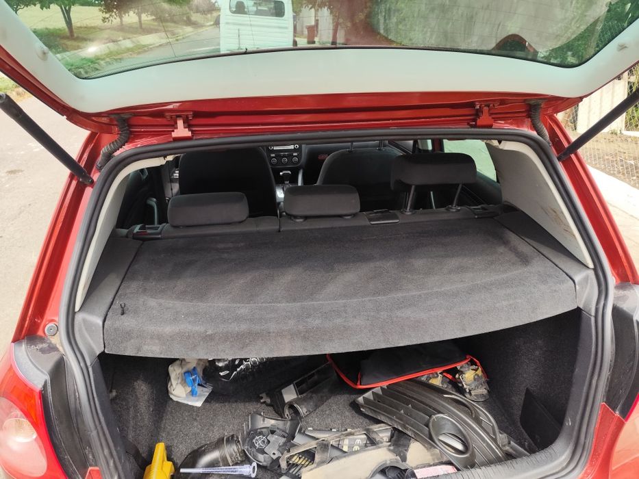 Golf V 5 На части 1.9 105 BLS