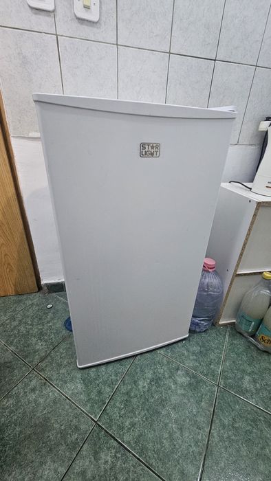Frigider 98l star light