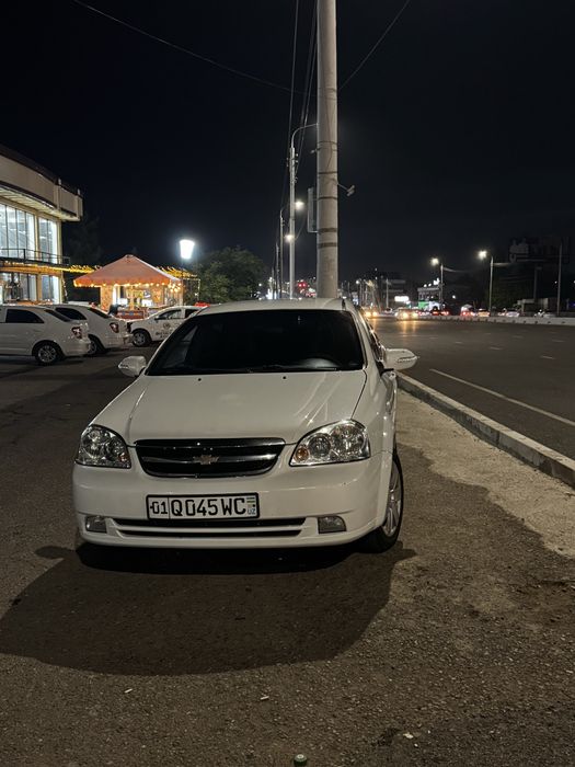 Lacetti 1.8 2011