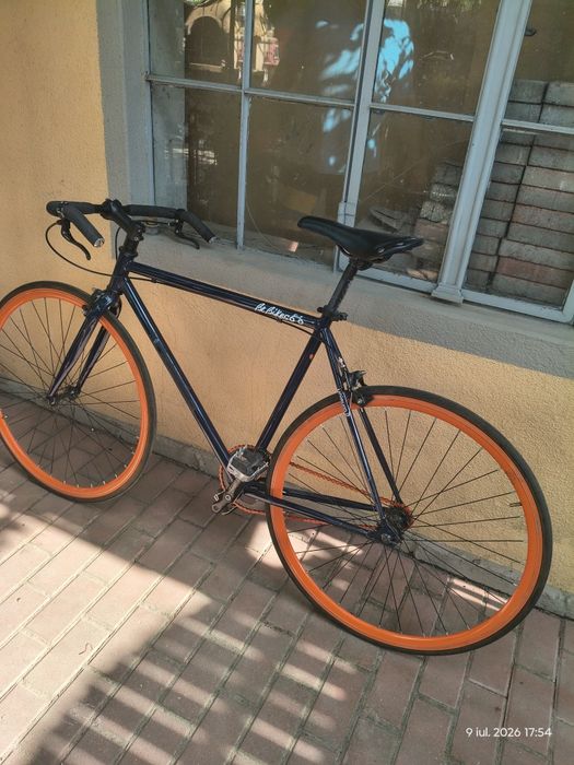 Vând Bicicleta  b