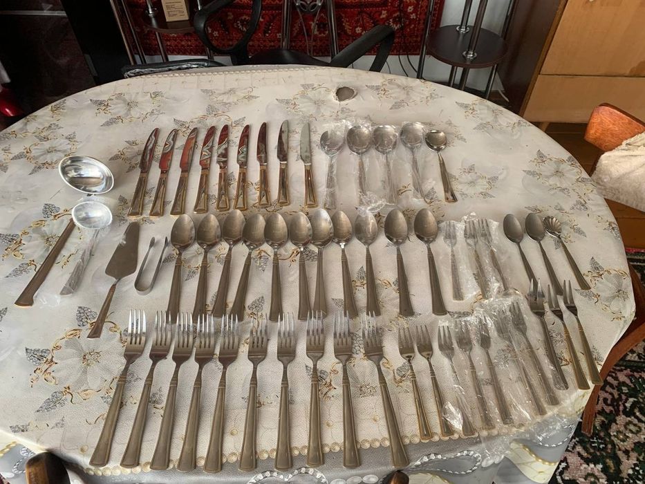 Набор столовых приборов