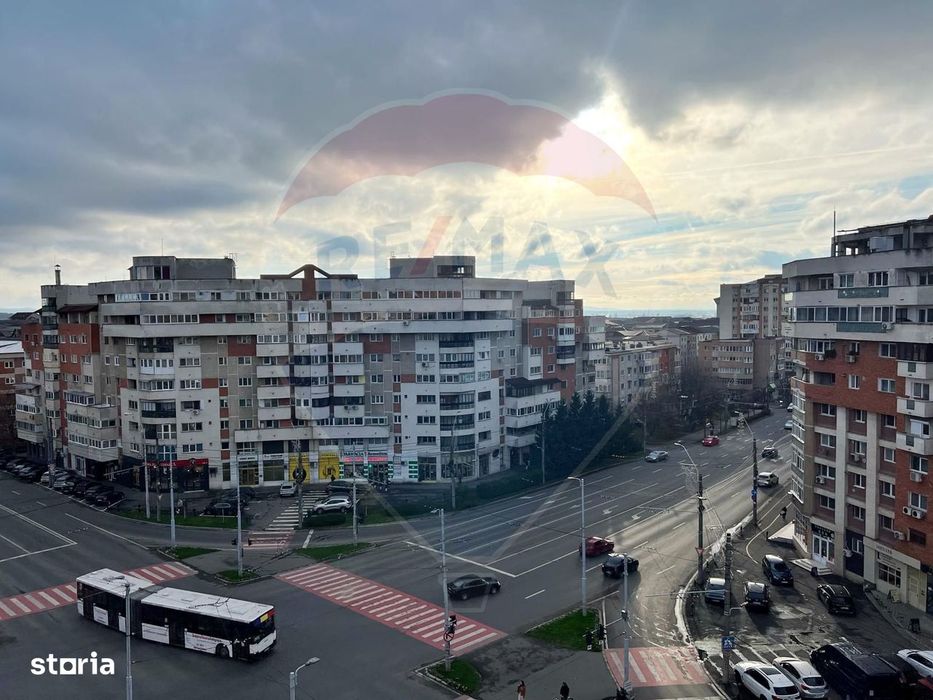 De inchiriat apartament cu 3 camere in zona ultracentrala