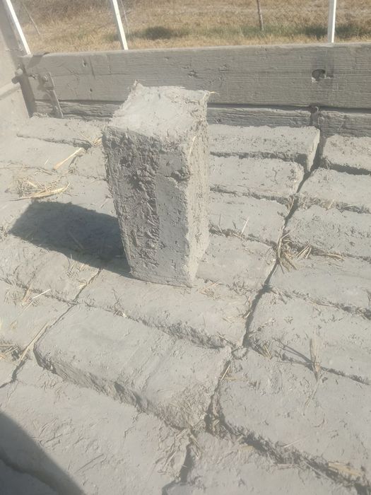 Jomboy blokcha sotiladi 34/14 1200sumdan Samarqand buylab yetkazib ber