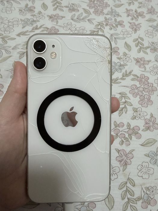 iphone 11 акум 70%