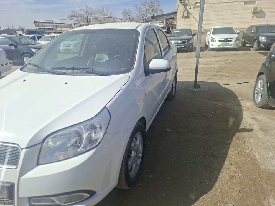 Несия 3 автомат машина зур