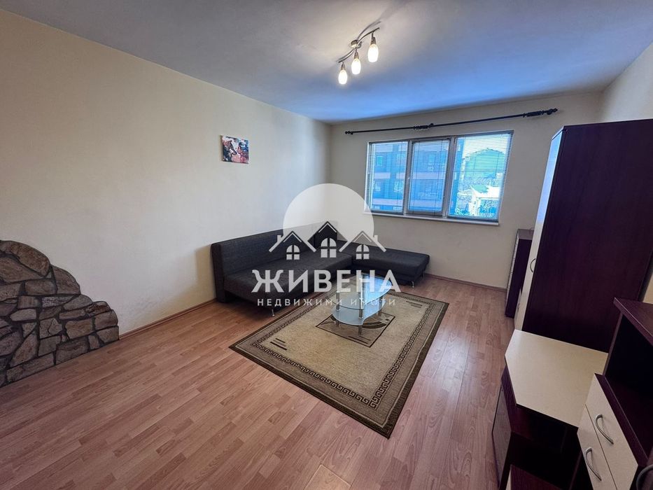 Отдавам под наем 4-стаен апартамент, Цветен квартал