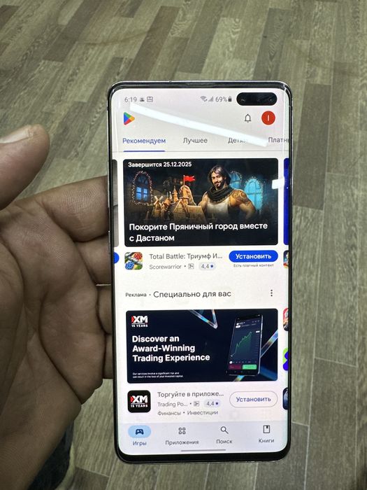 Samsung Galaxy 10 в хорошем состоянии