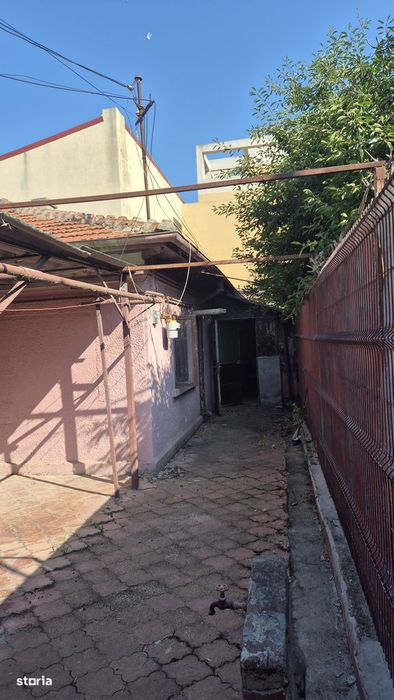 Faleza  Nord casa 4 cam lângă mare