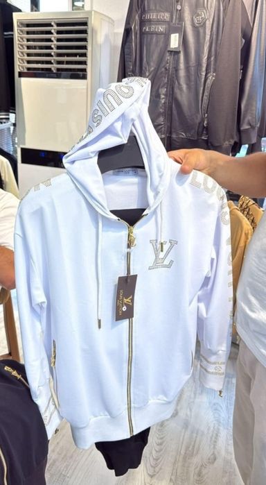 Treninguri dama Louis Vuitton,new collection,marimi S M L XL 2XL