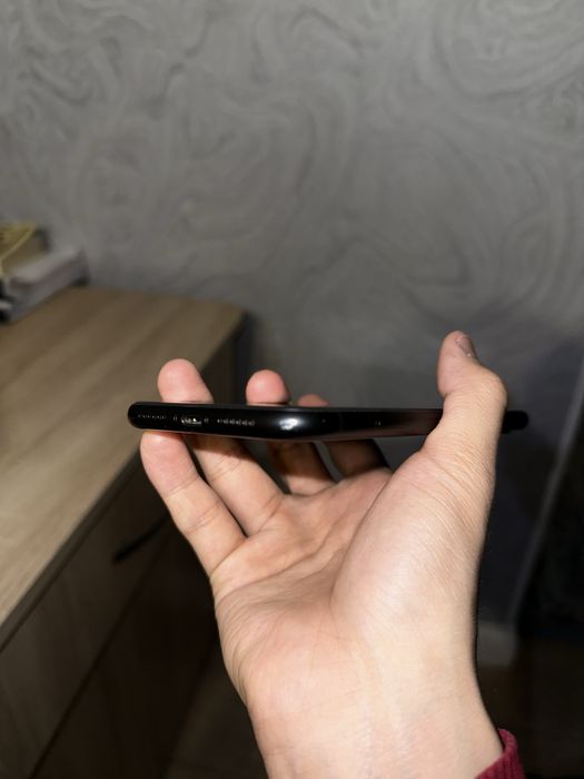 Iphone XR 64 gb 55000 tg