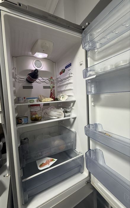 Продаю холодильник Beko