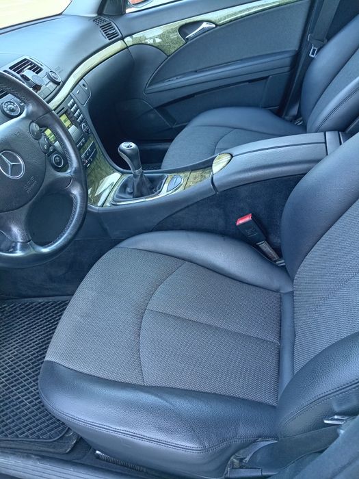 De vânzare Mercedes Benz E220Avangarde