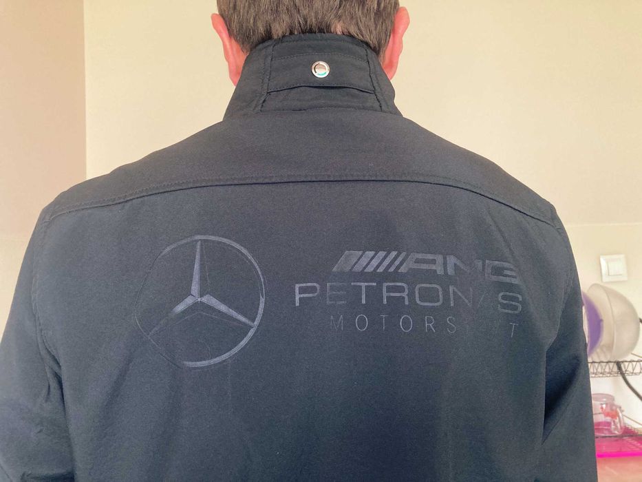 Оригинално мъжко спортно яке MERCEDES PETRONAS