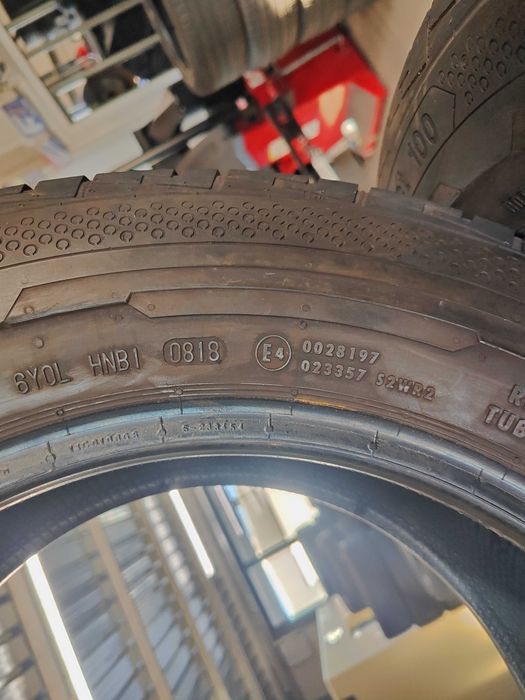 4бр.летни гуми 215/65/16C Continental