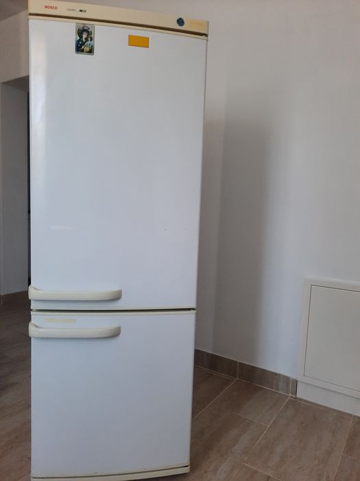 Frigider marca Bosch