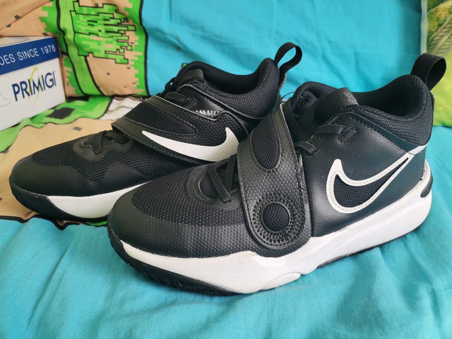 Bascheți Nike 38