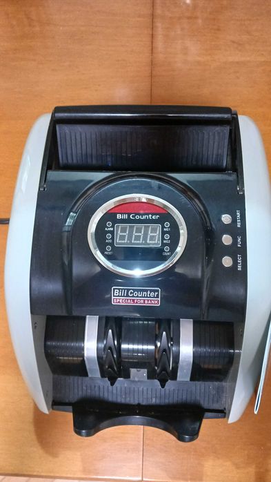 Машина за броене на пари