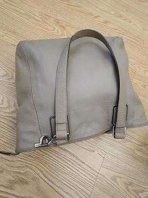 Сумочка женская, кожаная