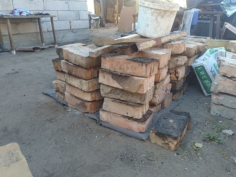 Продам кирпич б/у