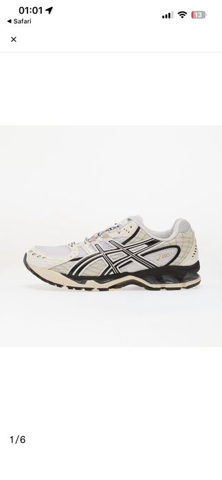 Asics noi stare impecabila
