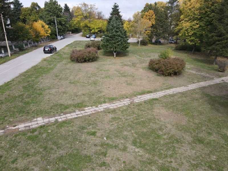 Продавам инвестиционен парцел за сторителство