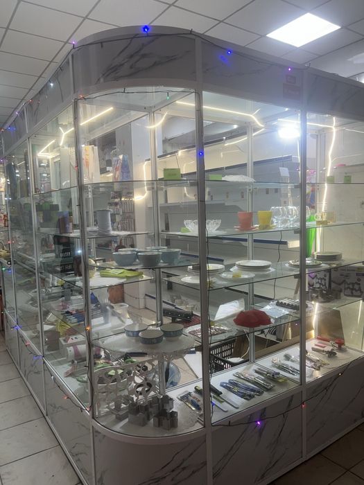 Стеклянная витрина торговое оборудование