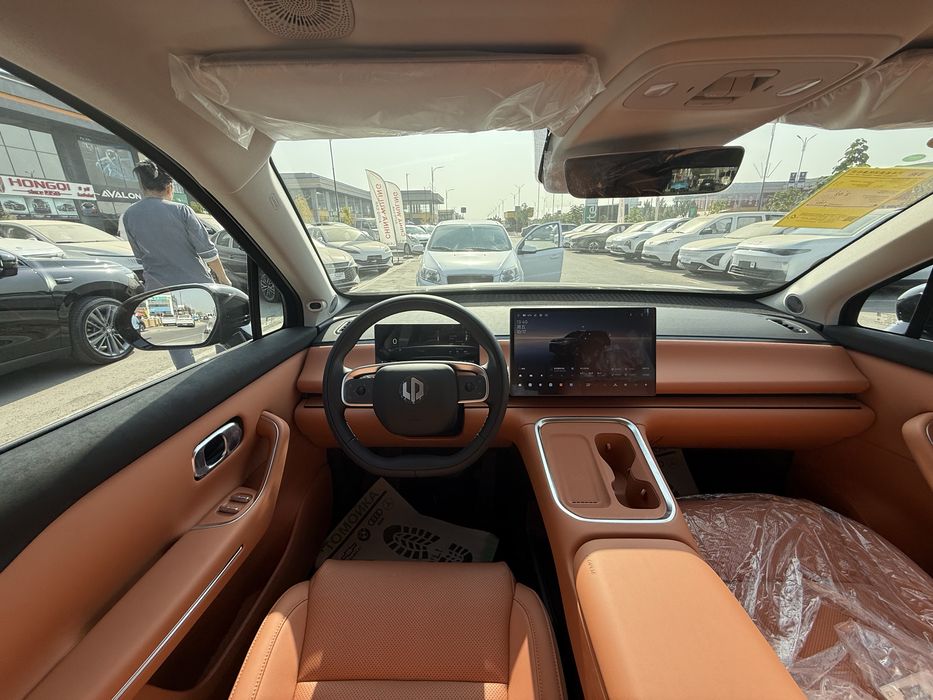 Leapmotor c16 qoraga apelsin 280 km gibrit full