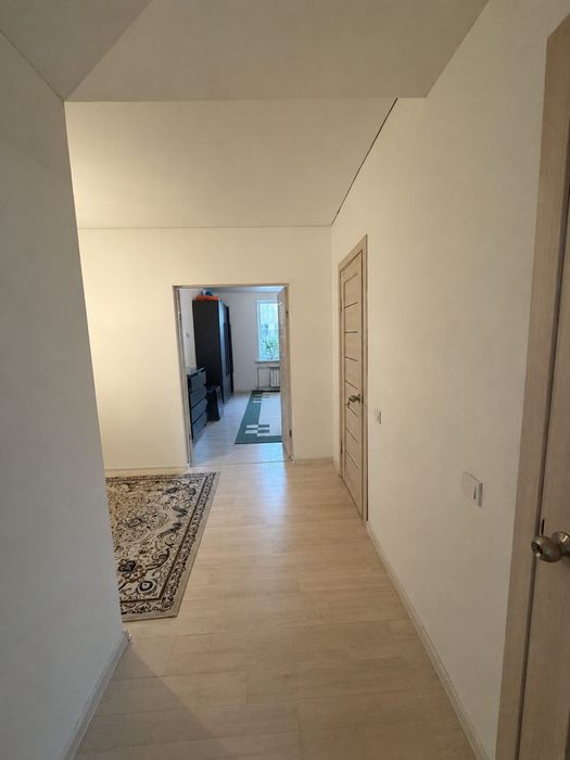 Продам 2 х ком квартиру