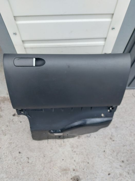 Torpedou Audi A4 B6 B7 model 2001-2008 culoare neagra autoturism volan stanga