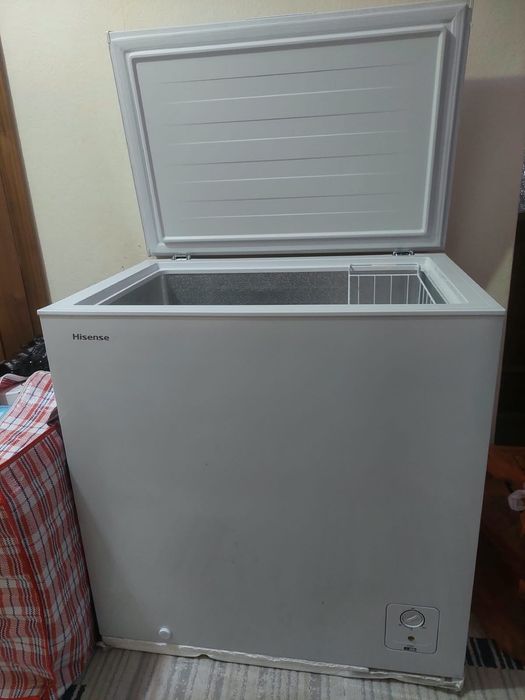 Продам морозильник