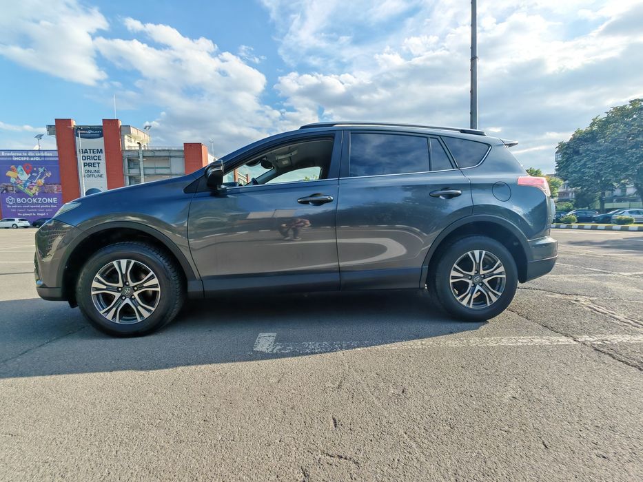 TOYOTA RAV4 2016 — imagine 4
