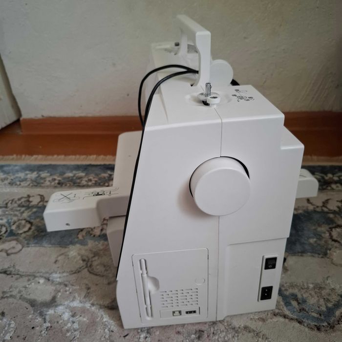 Вышивальная машина Janome 500E