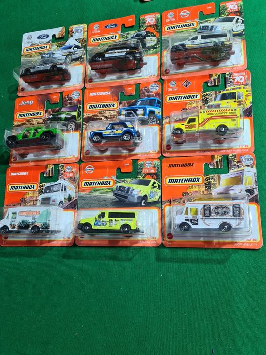 Продавам метални колички Matchbox  ! Мащаб 1:64 !