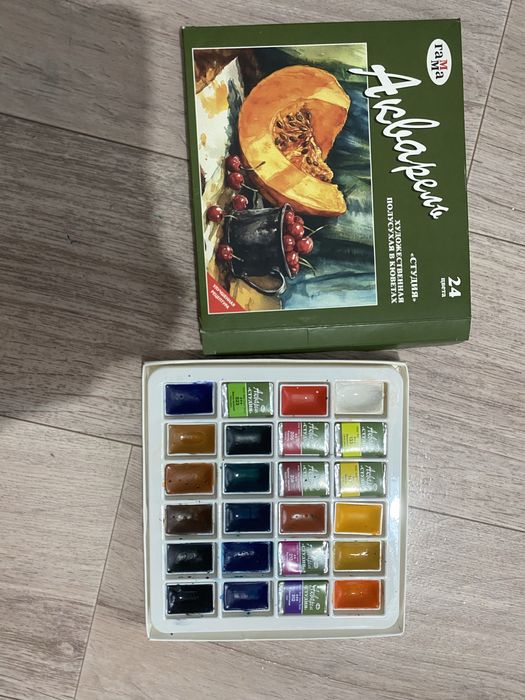 планшет, сумка, краски художественные