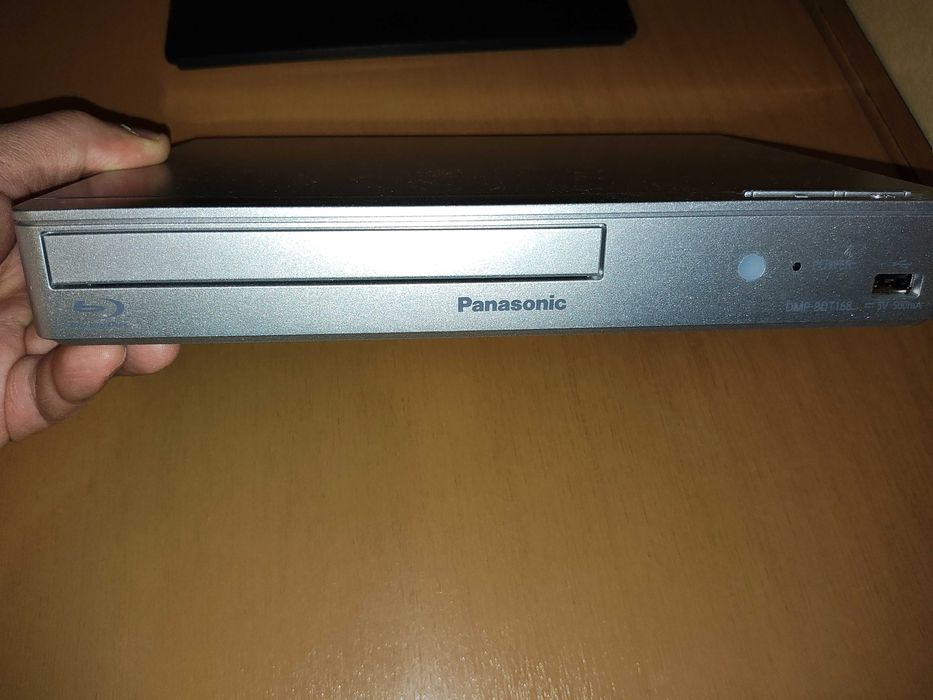 Blu-ray плеър Panasonic DMP-BDT168