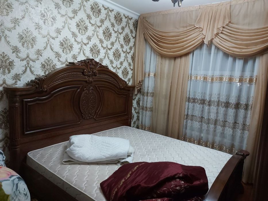 Сдам саою квартиру на юнус абаде 9.4 комн квартиру.