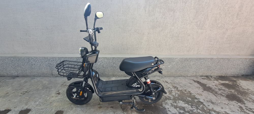 Skuter tesla 500 w morot