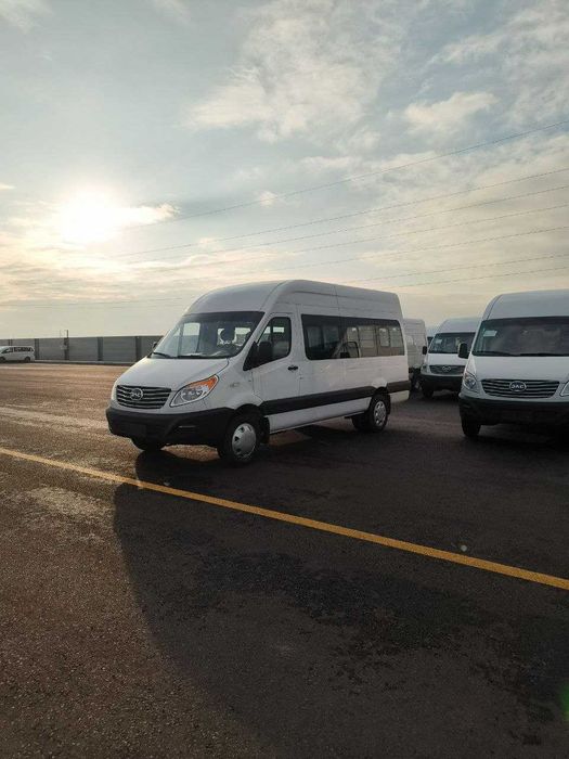 Jac Sunray mikroavtobus